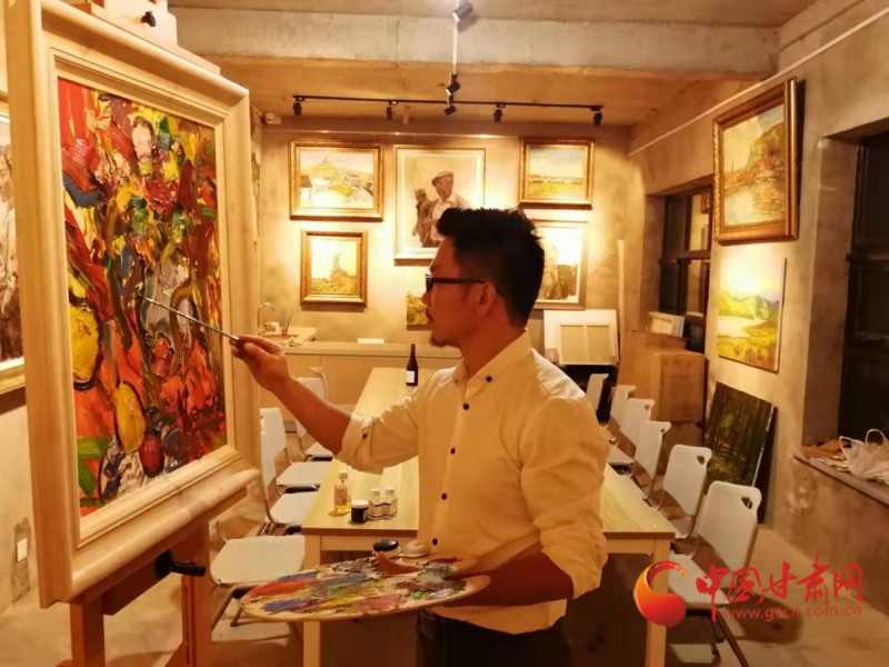 1909年咋建造黃河鐵橋？蘭州大學(xué)教師王威用油畫(huà)再現(xiàn)百年往事