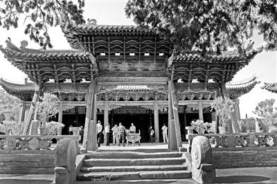 武威市雷臺(tái)等露天景區(qū)恢復(fù)開放（圖）