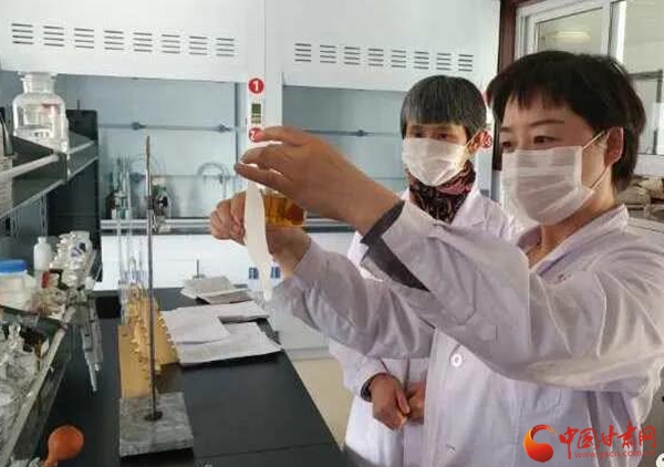 天水市加強(qiáng)生產(chǎn)經(jīng)營監(jiān)管 確保市場(chǎng)平穩(wěn)運(yùn)行 網(wǎng)絡(luò)餐飲復(fù)工率79%