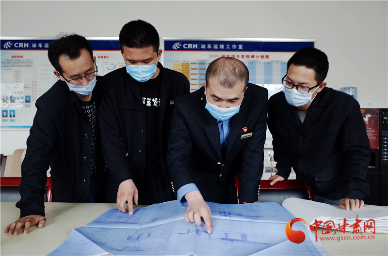 用奮斗的青春護航高鐵——記全國鐵路勞動模范、蘭西動車運用所副所長張學東