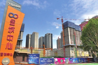 構(gòu)建都市經(jīng)濟圈 加快城市綜合商業(yè)體建設 蘭州市商貿(mào)服務業(yè)持續(xù)向好亮點多