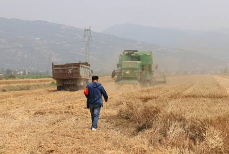 蘭州農(nóng)機安全監(jiān)理確?！叭摹卑踩a(chǎn)