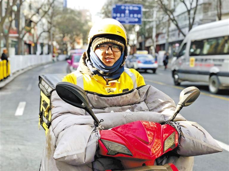 外賣(mài)小哥王全軍：好好干，在蘭州買(mǎi)套房