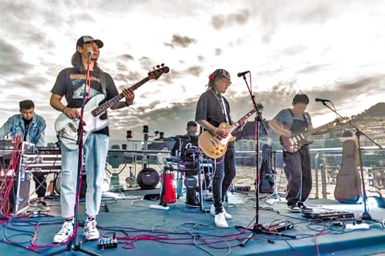 第三屆“樂動(dòng)金城 聲醉蘭州”百日千場音樂展演游船行活動(dòng)舉行