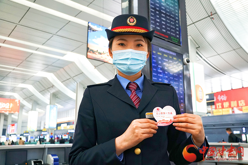 甘肅民航巴士為2021級大學(xué)生贈(zèng)票啦