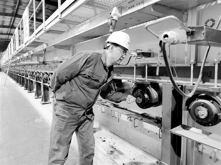 高溫下的堅守，讓世界變得更“透明”