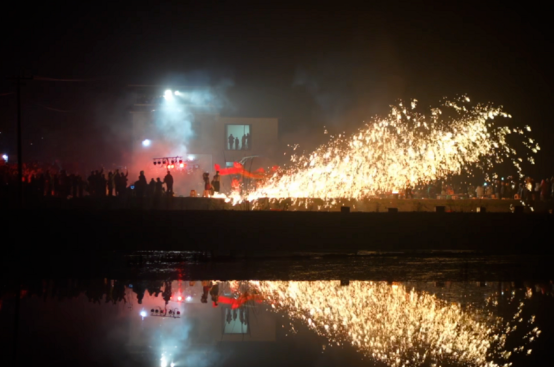 一碗刨豬湯的沸騰密碼：鄉(xiāng)愁、溫情與文旅的雙向奔赴